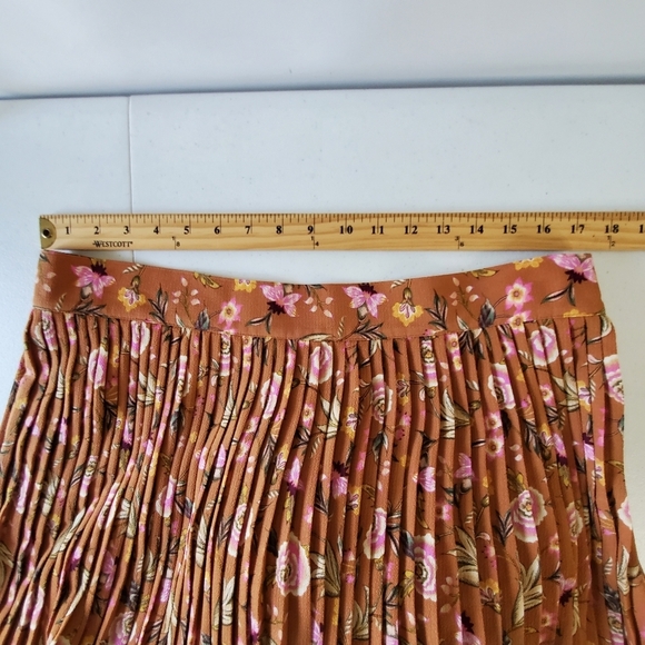 Loft Floral Pleated Midi Skirt Size 14 Contrast Color Print Flowy Spring Femme - Picture 7 of 12